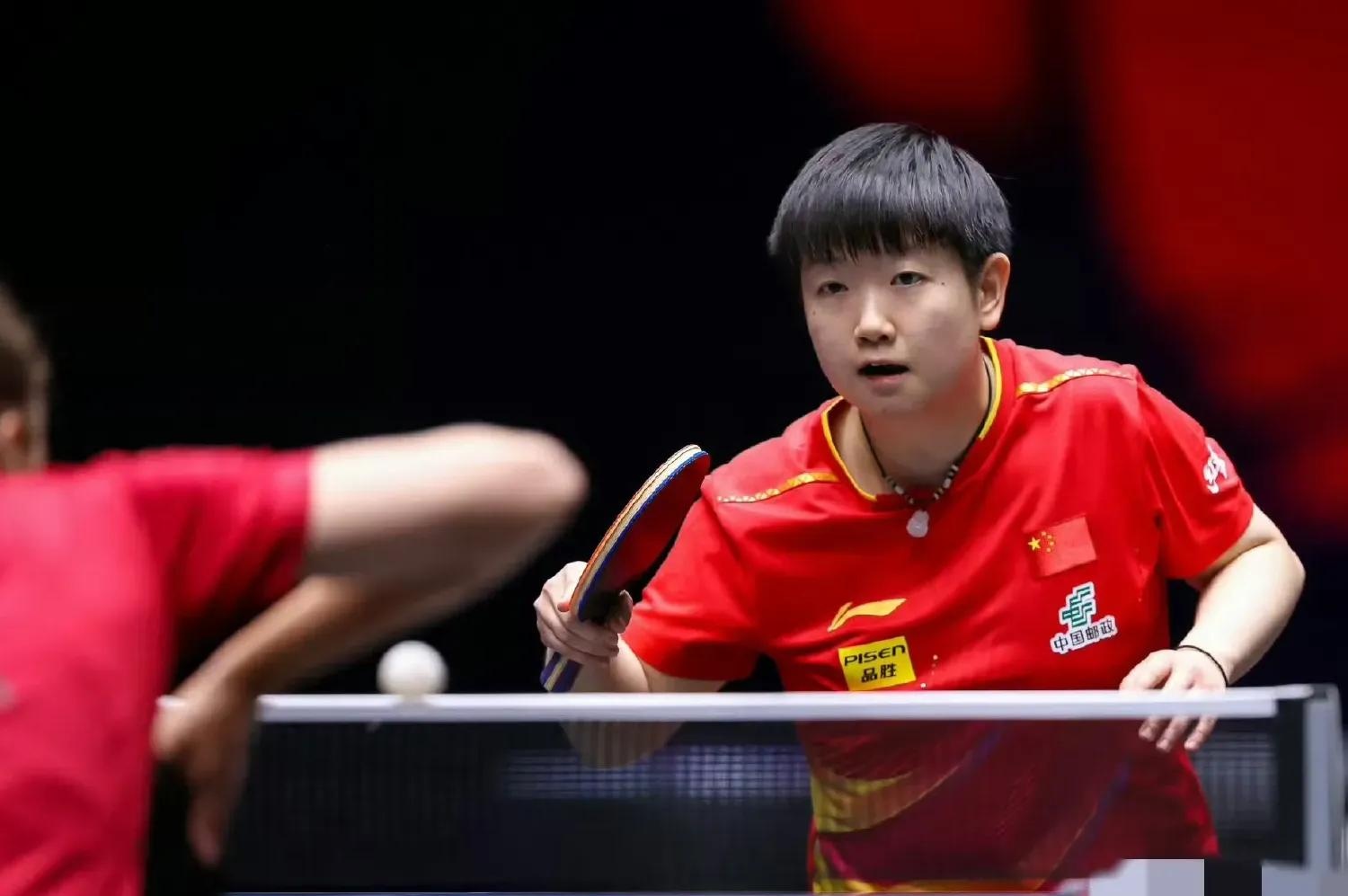  孙颖莎复出首秀出彩，拜仁慕尼黑主场险胜上海申花，豪取5连胜